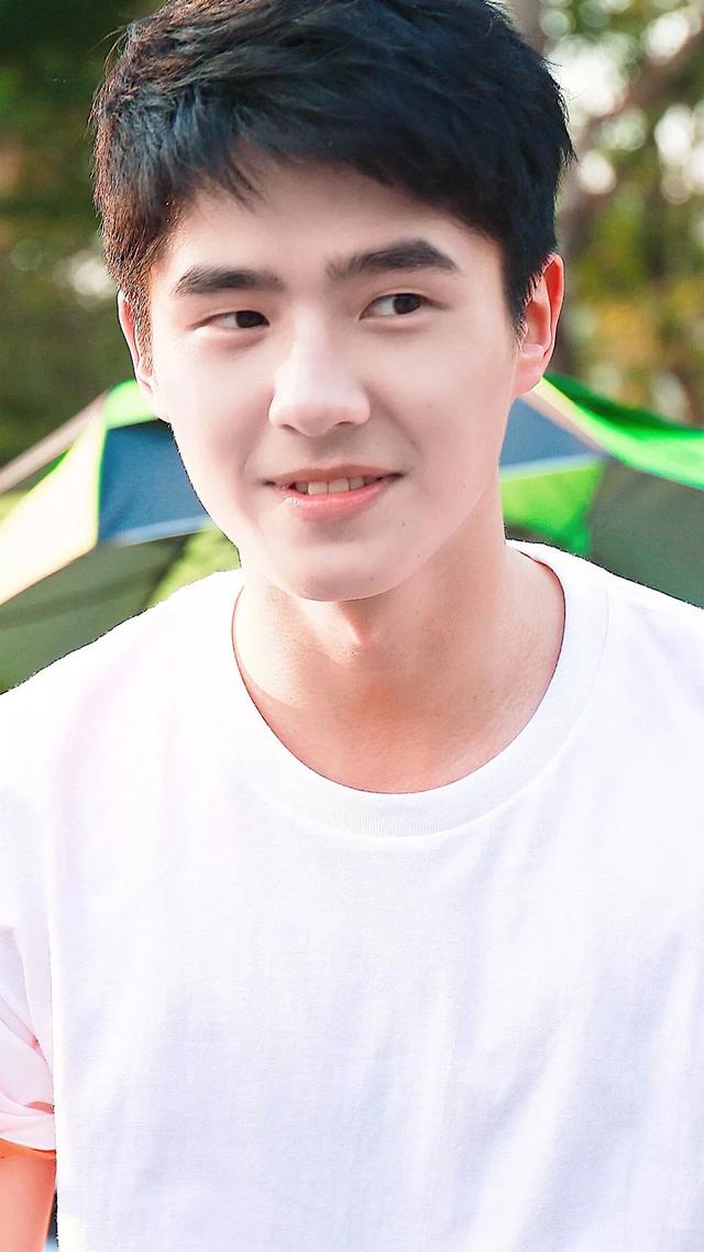 男生头像 刘昊然小哥哥 帅到犯规微信，男生头像 刘昊然小哥哥 帅到犯规（壁纸 ， 帅气的刘昊然）