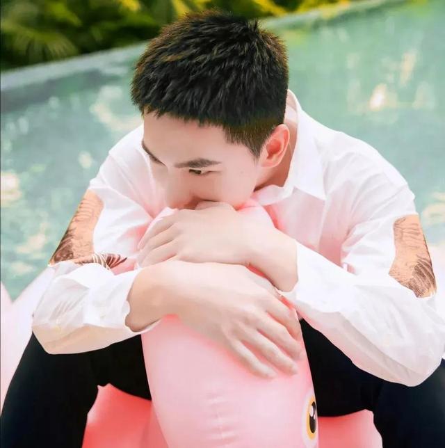杨洋图片最帅的图片，帅气男头/杨洋微信（杨洋头像‖“你惊心动魄）