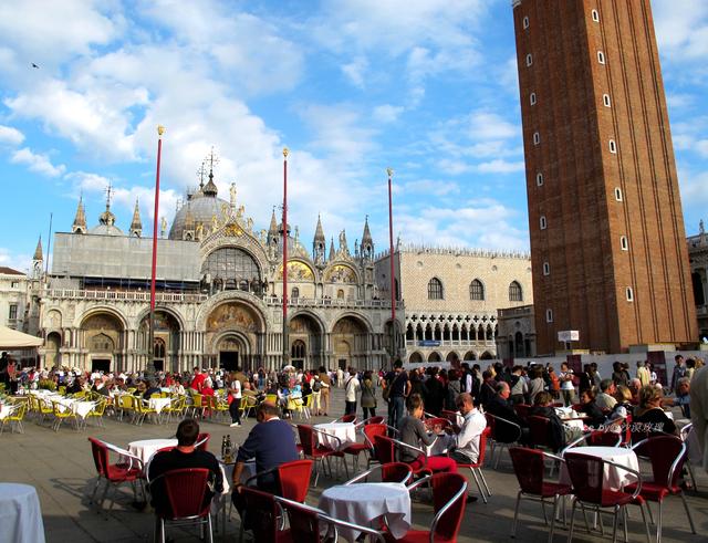 狂欢节是几月几日 狂欢节是哪一天，狂欢节是几月几日（最后两天被紧急叫停的威尼斯狂欢节）