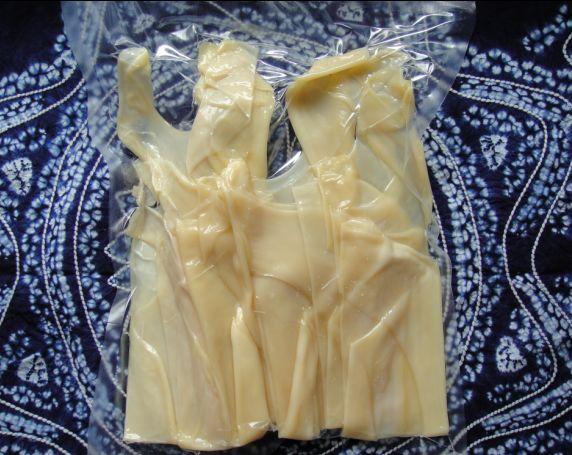 乳扇是什么奶做的，乳扇是怎么做的（大理白族手工美食乳扇）