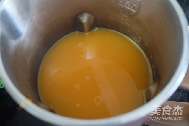 如何做焖南瓜，焖南瓜怎么做好吃又简单（我家米饭就这样焖）