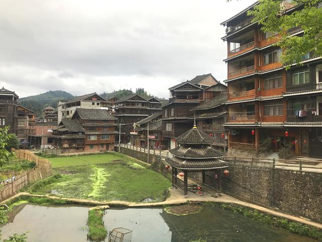 侗族的民族特色是什么，侗族的传统文化特色（认识柳州百里侗乡三江县）