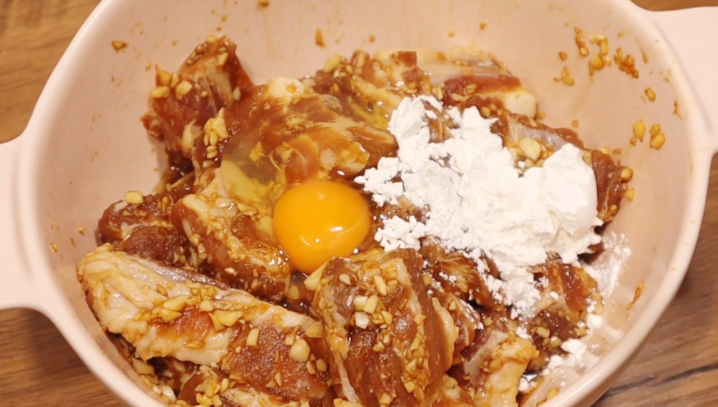 图片[4]-【蒜香排骨】做法步骤图 看得直流口水 大人小孩都爱吃-起舞食谱网