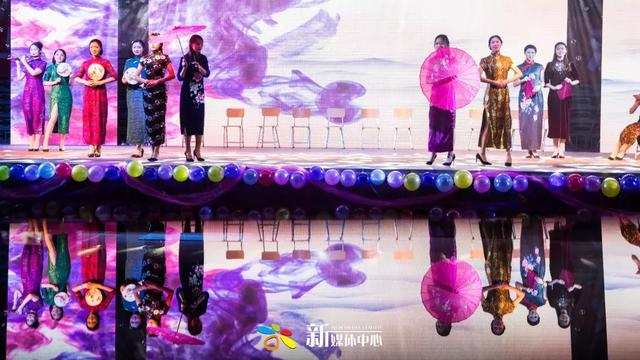 外婆的澎湖湾串词，外婆的澎湖湾串词主持人（2019元旦晚会）