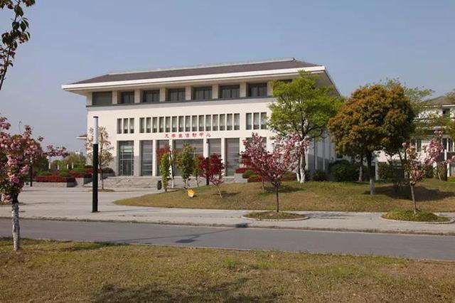 扬州大学城有几所什么大学，南京邮电大学通达学院