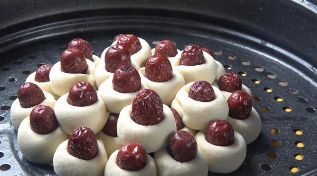 蒸花馍的方法，蒸花馍的方法12生肖（过年了不会做花馍一定要收藏）