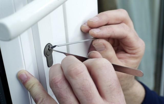 三星门锁官网，三星门锁售后服务电话（装上它才能让自己安心）