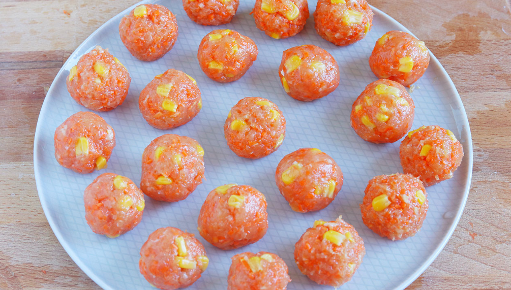 圖片[4]-【西紅柿雞肉丸子】做法步驟圖 鮮嫩多汁 冬天多吃也不怕胖-起舞食譜網