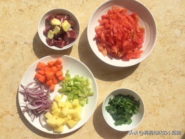 广东老火靓汤，广东老火靓汤简介（推荐10种广东老火汤）