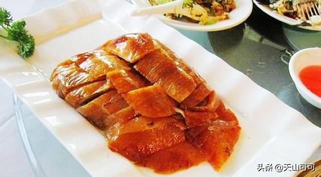 片好的烤鸭凉了怎么加热好吃，剩下的鸭肉怎么做好吃