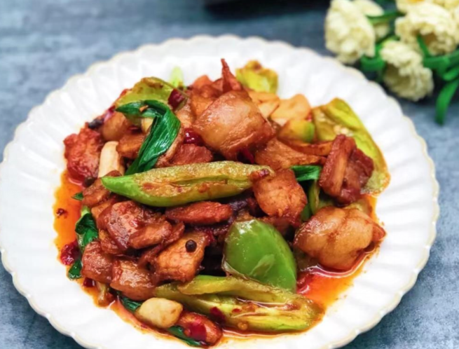 圖片[2]-【蒜泥白肉】做法步驟圖 看著喜慶 親戚朋友見了都夸好-起舞食譜網