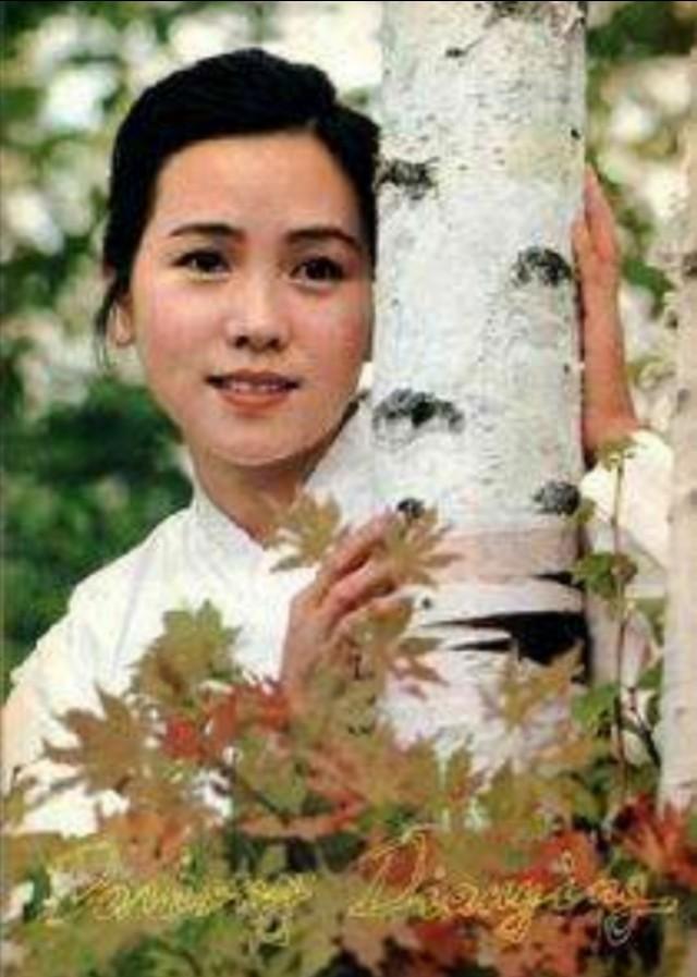 洪学敏惊艳写真照，如今谁还记得洪学敏呢