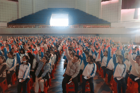 桂林市第一中学，桂林一中好不好录取分数线是多少（成就未来”中考冲刺动员大会纪实）