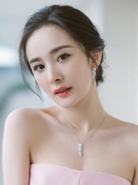 桃花眼双眼皮图片，怎样的眼型才是桃花眼（女生拥有这3种\