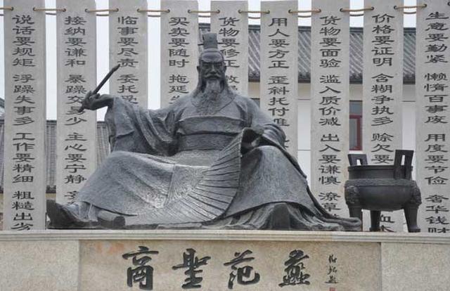 元宝的寓意及象征，元宝寓意什么（财神爷可谓是最受人们欢迎的神仙之一）