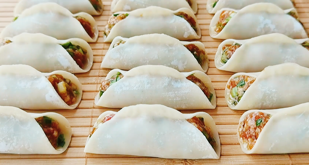 图片[6]-【韭菜锅贴】做法步骤图 个个酥脆鲜嫩 真解馋-起舞食谱网