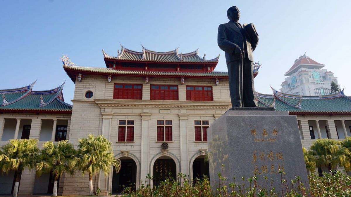 福建医药学校（福建5所双非好大学）