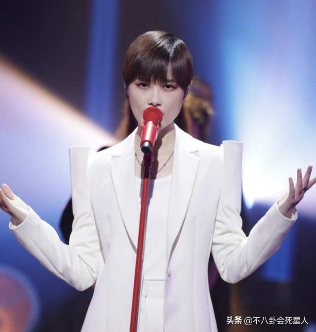 各届超级女声冠军是谁，2018年超级女声冠军是谁（其他都成了娱乐圈弃子）