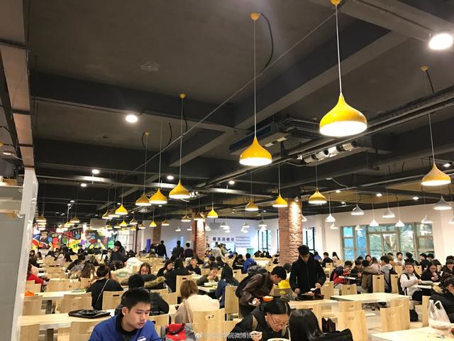 厦门大学嘉庚学院是几本，厦门嘉庚学院怎么样（这5所大学伙食堪比饭店）