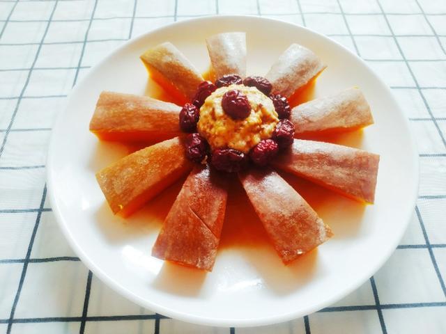 南瓜蒸肉沫家常做法，肉末蒸南瓜图片（搭配鸡胸肉蒸一蒸）