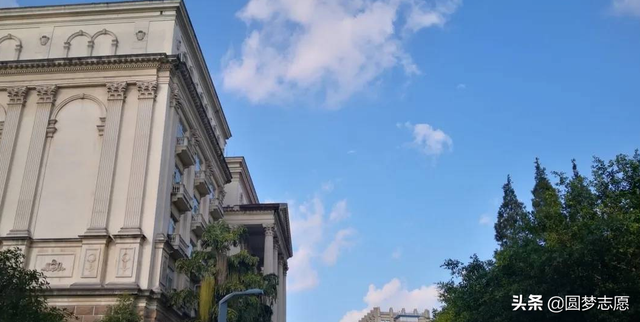 西南大学荣昌校区，西南大学荣昌校区与西南大学的区别是什么（荣昌校区：西南大学的特色校区）