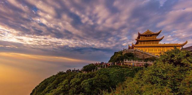 峨眉山有哪些好玩的，峨眉山旅游攻略（四川峨眉山攻略）