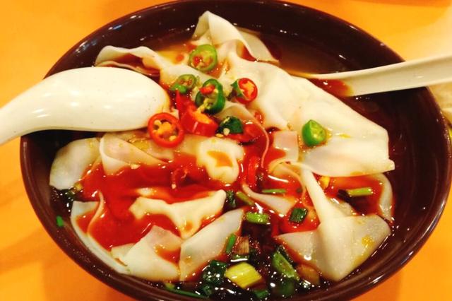 四川龙抄手的特色，成都4道地道特色小吃