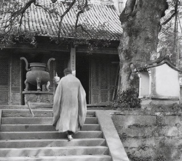 二泉映月的作者，二泉映月的作者是谁?又名（二泉映月作者阿炳）