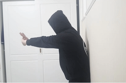 肩胛骨突出，肩胛骨突出图片（4个动作帮你改善）