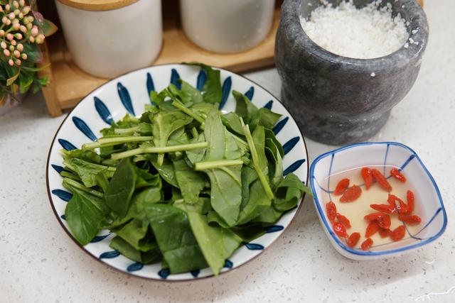 晚上吃什么菜食谱大全，适合晚上吃的菜谱（分享5种营养晚餐）