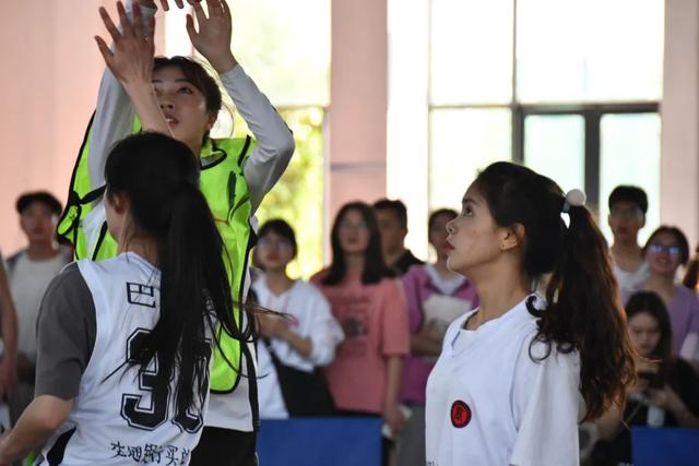 有创意的团队名字，比较有寓意的团队名字（“迎新杯”篮球赛之“花式”队名大发现）