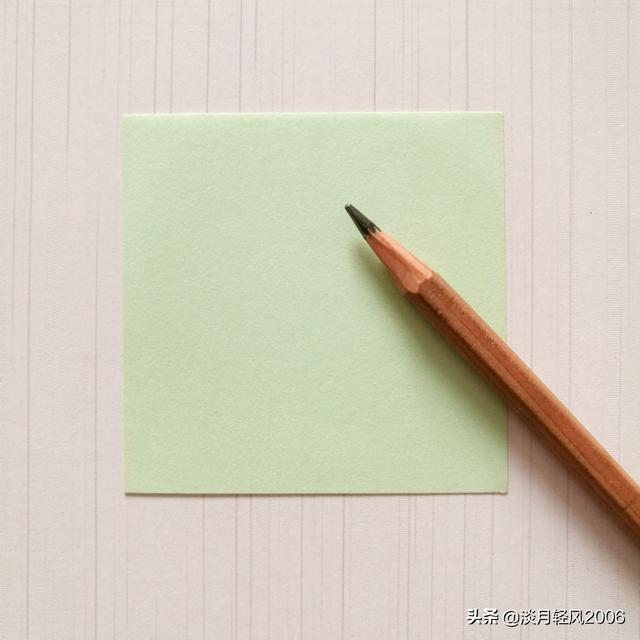 手工青蛙的折纸方法，教你手工折纸青蛙的几种方法（折纸小青蛙教程）