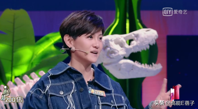 超女黄英身价过亿，超女黄英是哪里人？详细点|（爆红的至今“月光”）