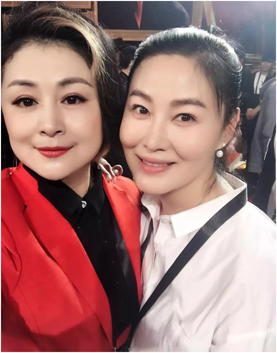 1998潘金莲的扮演者，各版潘金莲演员（98版《水浒传》潘金莲近况）