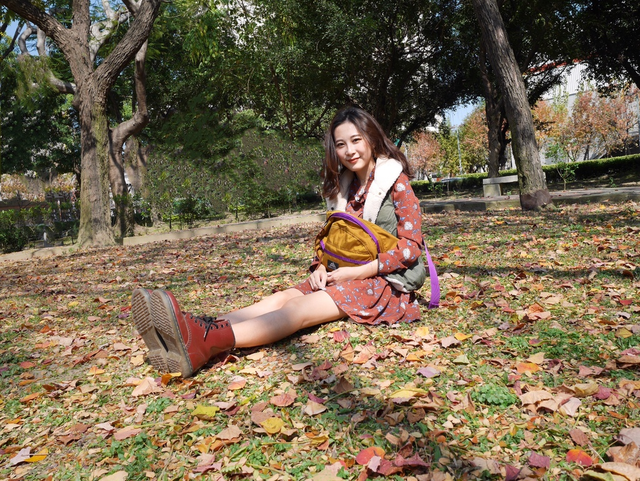 腰包怎么背好看，腰包怎么背好看图解（户外品牌也可以背出新时尚）