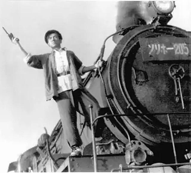 游击队之歌指挥，游击队歌简谱（曾任铁道游击队最后一任政委）