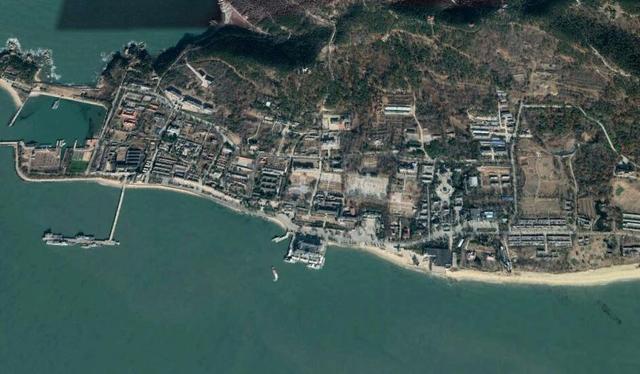 威海刘公岛和韩国城挨着近吗，威海与韩国隔海相望的地方（一座美丽的滨海城市）