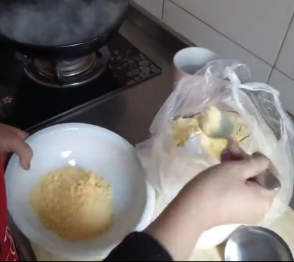 糊涂粥的做法，玉米面粥的功效与作用（掌握不好巧门就会乱成一锅粥）