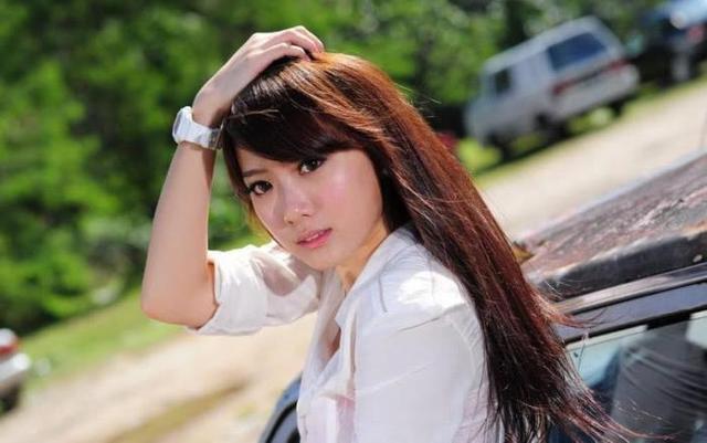 右眼跳男人是什么预兆，老人常说：“左眼跳财