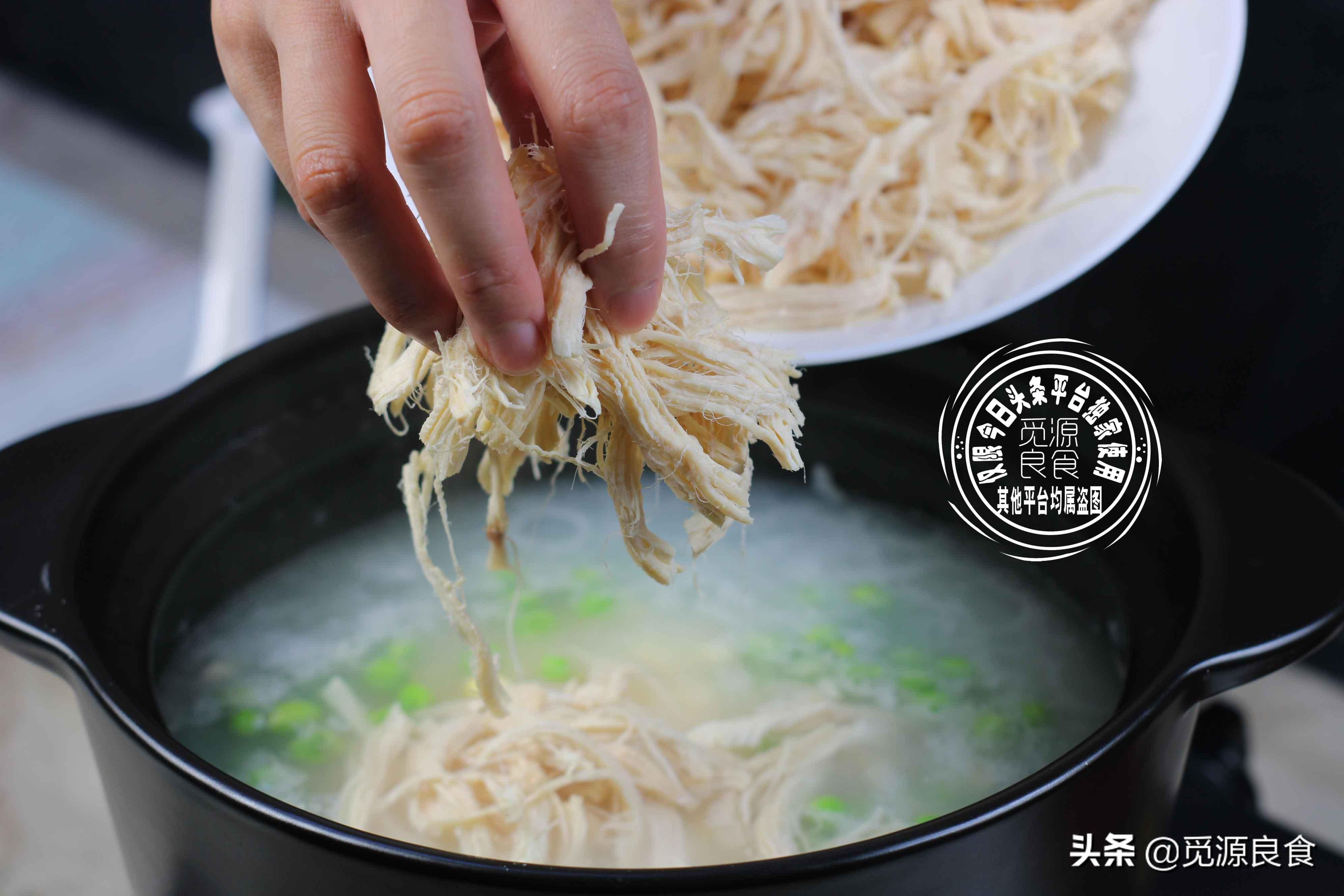 鸡肉粥最正宗的做法，孩子的早餐很伤脑筋