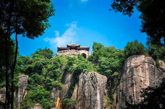 广东著名旅游景点，广东省旅游（广东省这10个5A级景区）