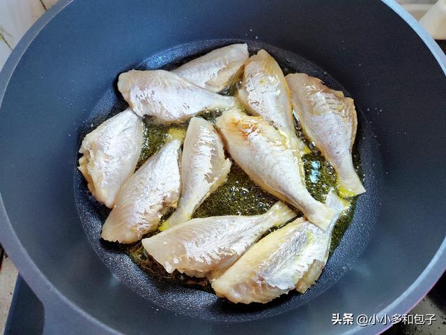 剥皮鱼怎么做才好吃，大剥皮鱼的家常做法（这样烧剥皮鱼干）