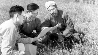 第一部宪法颁布于哪一年，中华人民共和国第一部宪法是哪一年制定的（百年瞬间丨新中国第一部宪法的起草与颁布）