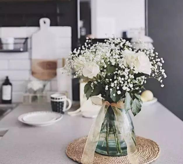 满天星怎么画简单好看，满天星怎么画简笔（零基础的20种花材插花方法）