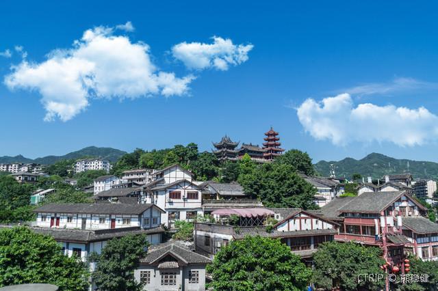 重庆旅游必去景点（盘点重庆10处超热门必打卡景点）