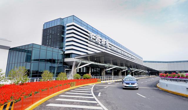 虹桥机场t1自助值机攻略，从值机到登机全程自助刷证、刷脸通行