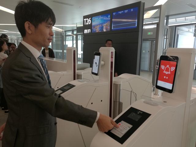 虹桥机场t1自助值机攻略，从值机到登机全程自助刷证、刷脸通行