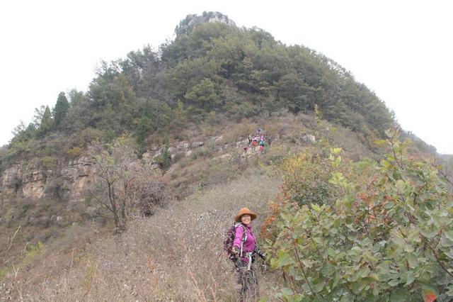 龙头崮红叶谷旅游攻略，蒙山红叶谷龙头崮上大草原穿越赏红叶