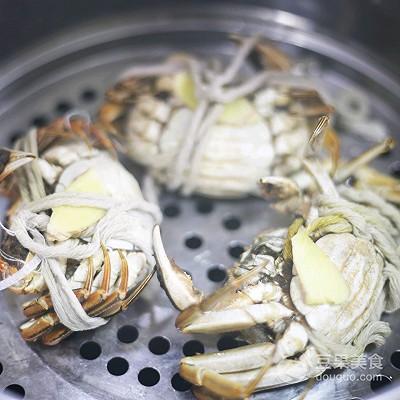 螃蟹怎么吃图解，螃蟹吃法分解图（用最简单的方法吃最鲜美的蟹）