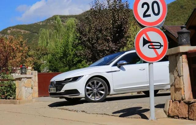 cc到底指的是谁，cc的本名叫什么（在智能化的道路上代表着大众的新高度）